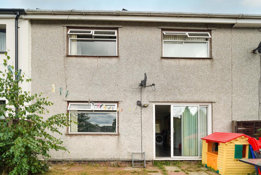 Main image of property: The Glen, Runcorn, Halton