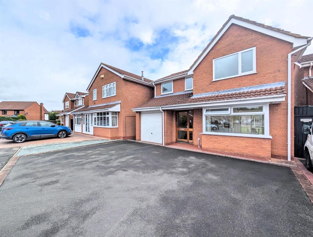 Main image of property: Choyce Close, Atherstone