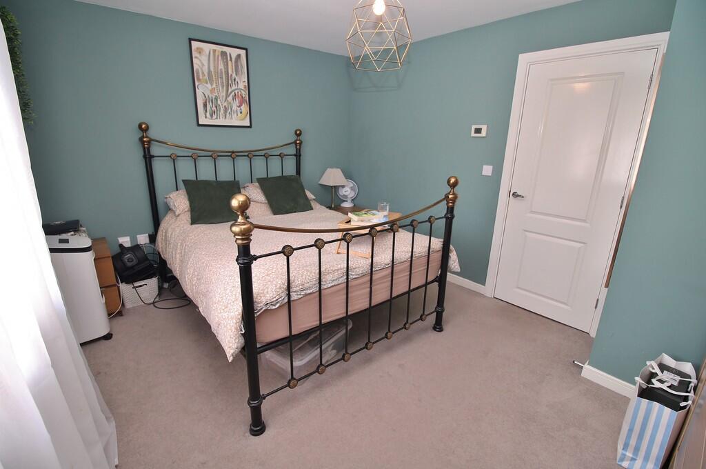 House in Havant, South Hayling - More