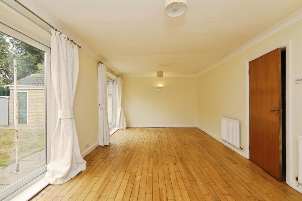 House in Doncaster, Belle Vue, Lakeside - View 5