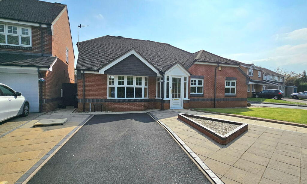 Main image of property: Fieldfare Road, Stourbridge, DY9 7ES