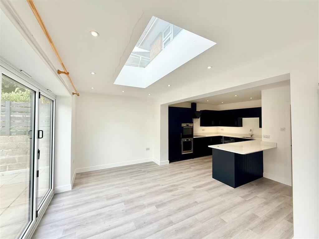 House in Plymouth, Plymstock - View 5
