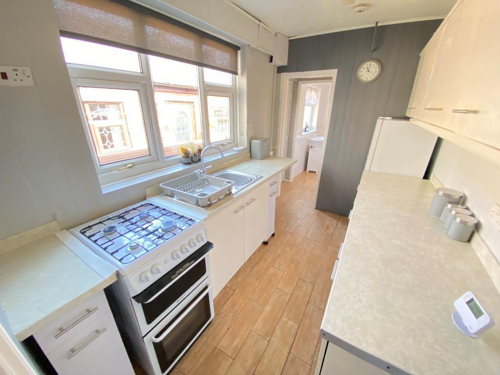 House in Stoke-on-Trent, Sneyd Green - View 5