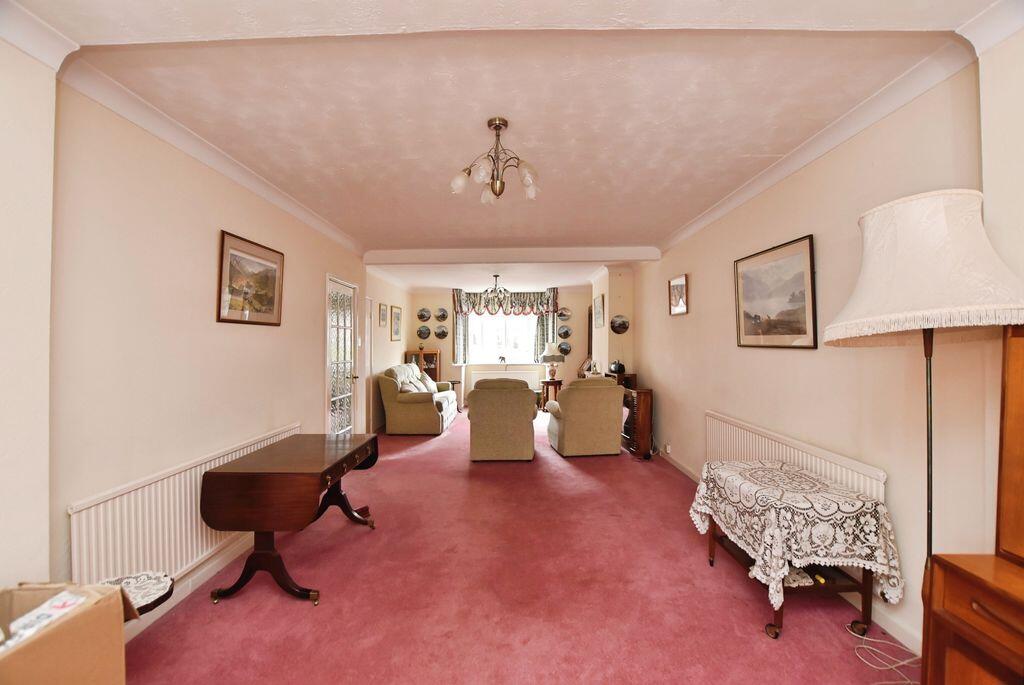 House in Salisbury, Wyndham Park - View 2