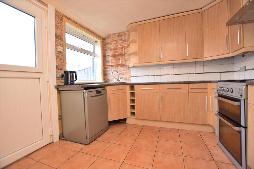 Sherburn Road North, Leeds, West Yorkshire photo 3