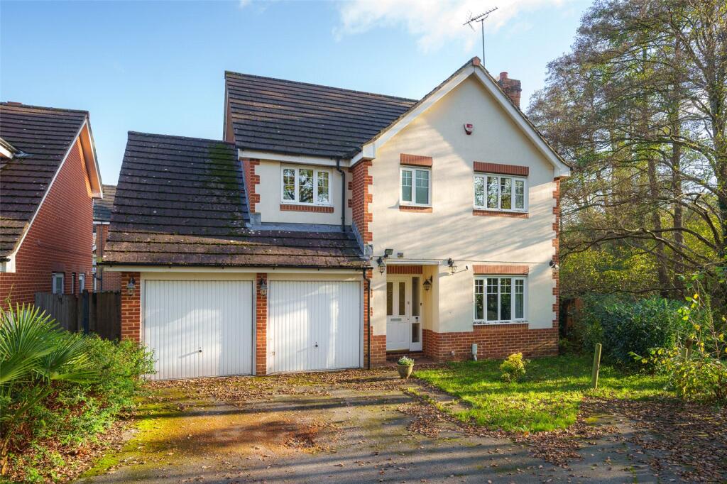 Main image of property: Weaver Moss, Sandhurst, Berkshire, GU47