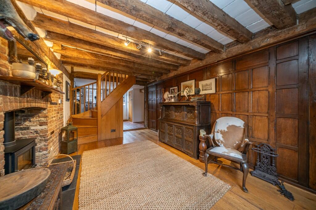 Piccotts End, Hertfordshire, HP1 3AU photo 3