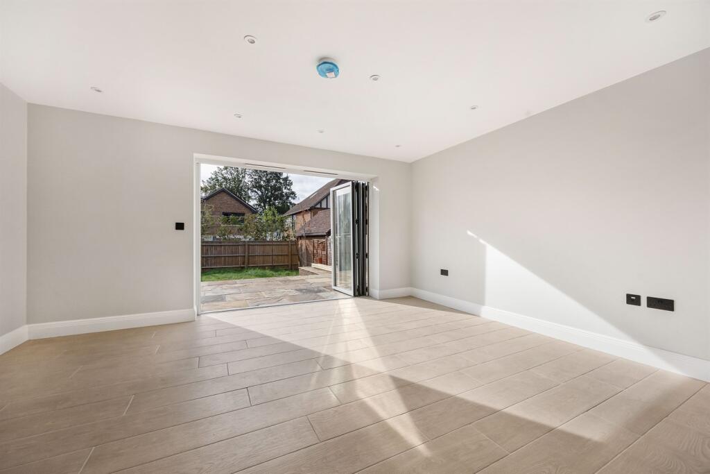 House in Reading - View 2