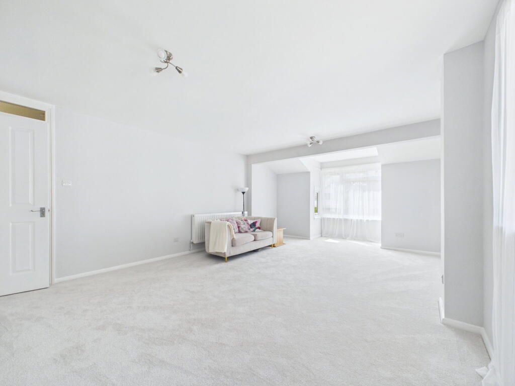 Apartment in Torquay - View 3