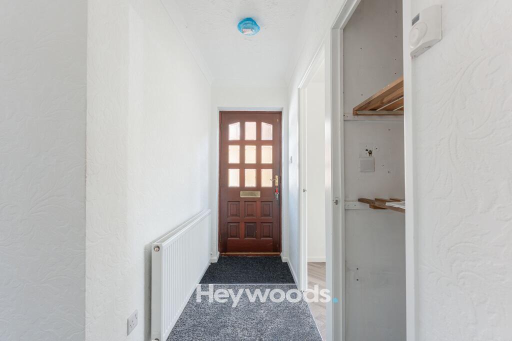 House in Stoke-on-Trent - View 5