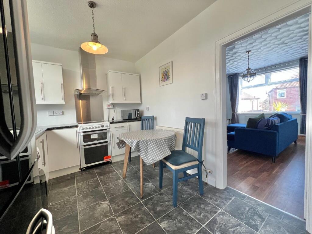Ivy Crescent, Roddymoor, Crook photo 4
