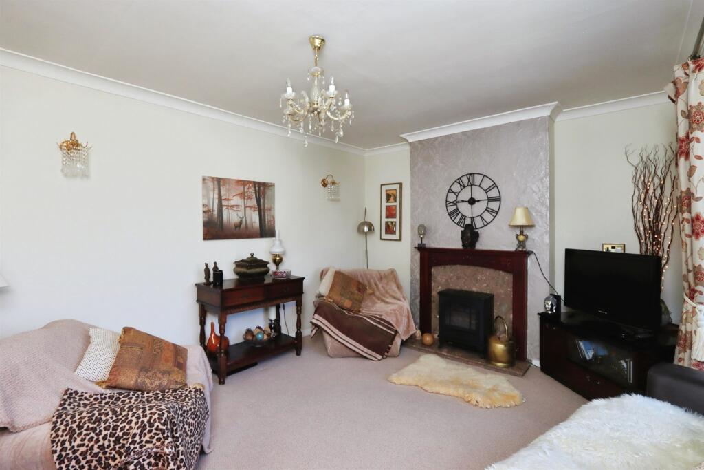 41, Dunston Lane photo 2