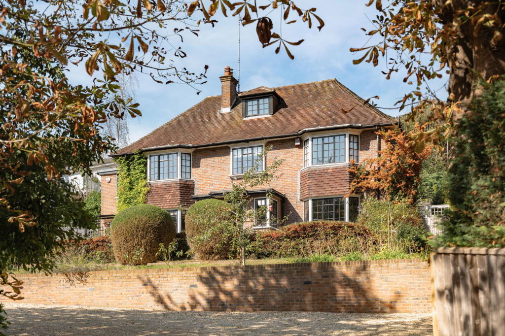 Main image of property: Kings Road, Berkhamsted, Hertfordshire HP4