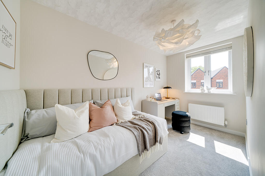 House in Nottingham, Nottinghamshire - More