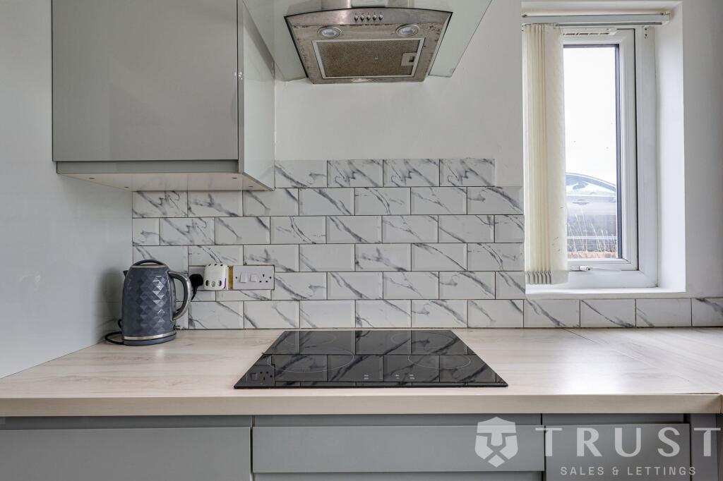 House in Bradford - View 5