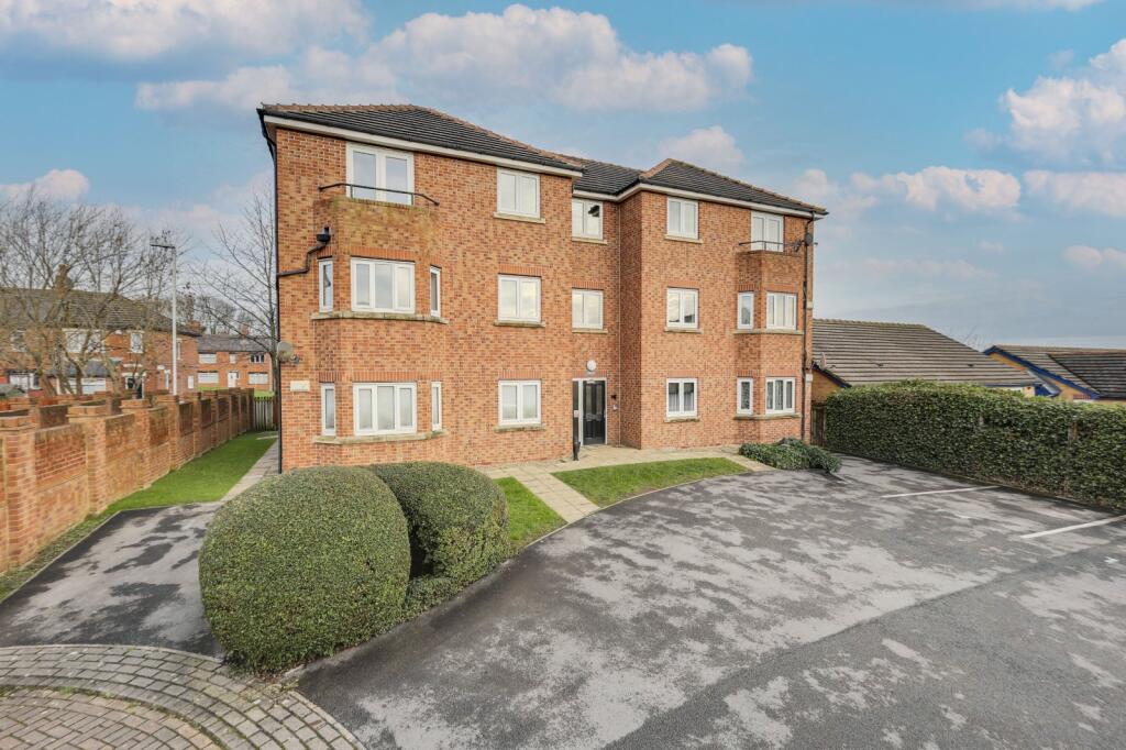 Main image of property: Saxstead Rise, Leeds, West Yorkshire, LS12