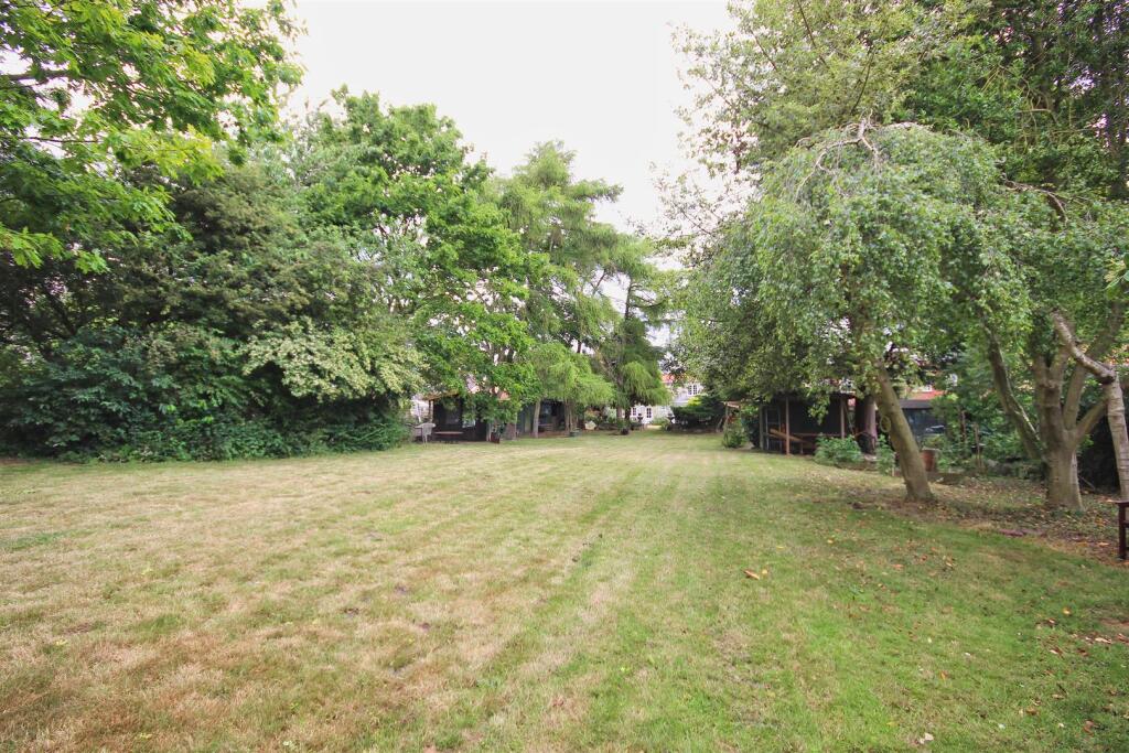 House in Hornsea, East Riding of Yorkshire - View 2