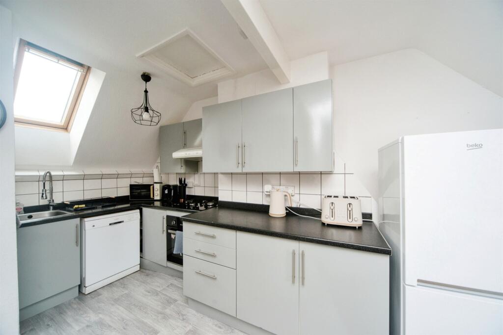 House in Eastbourne, East Sussex - View 5