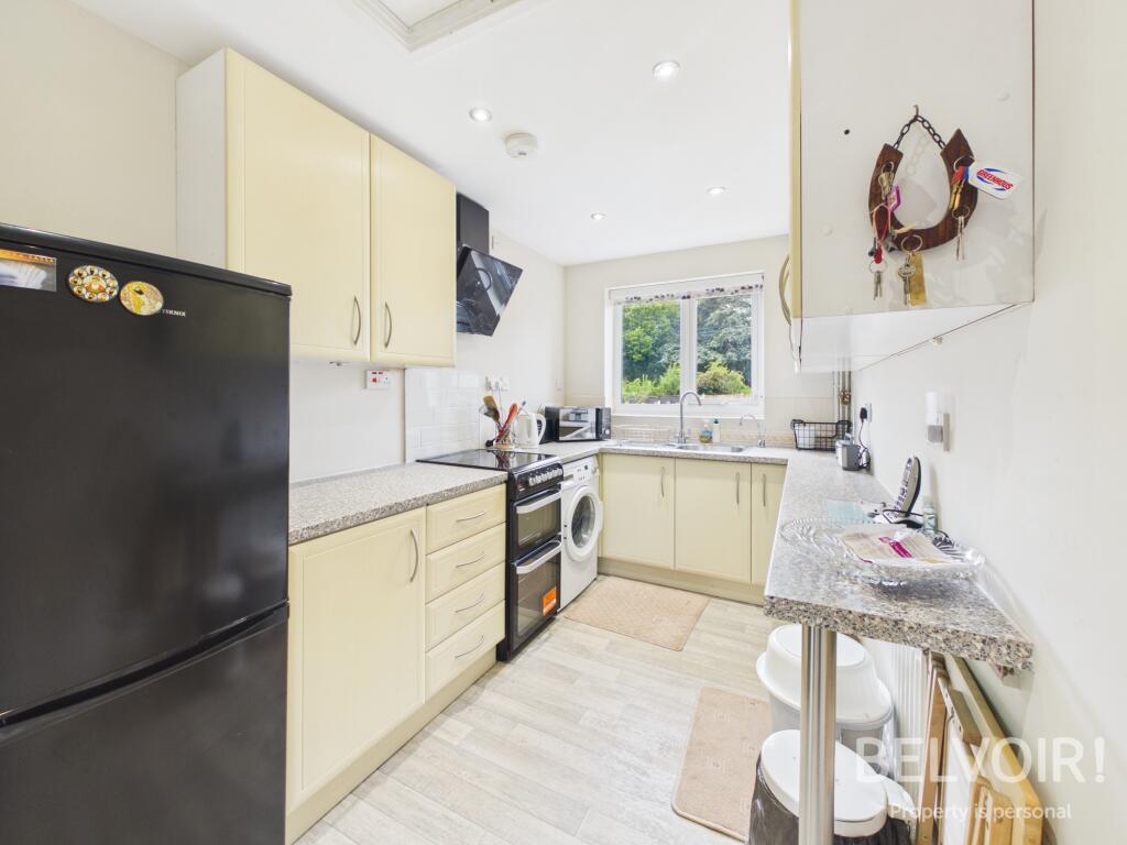House in Newcastle-under-Lyme, Northwood - View 3