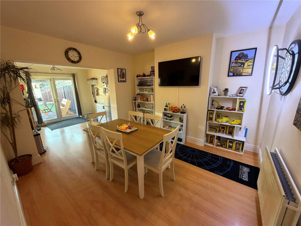 Bryn Marl Road, Mochdre, Colwyn Bay, Conwy, LL28 photo 4