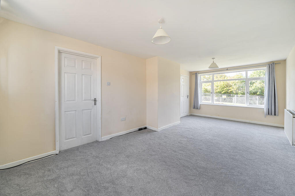 House in Milton Keynes - View 3