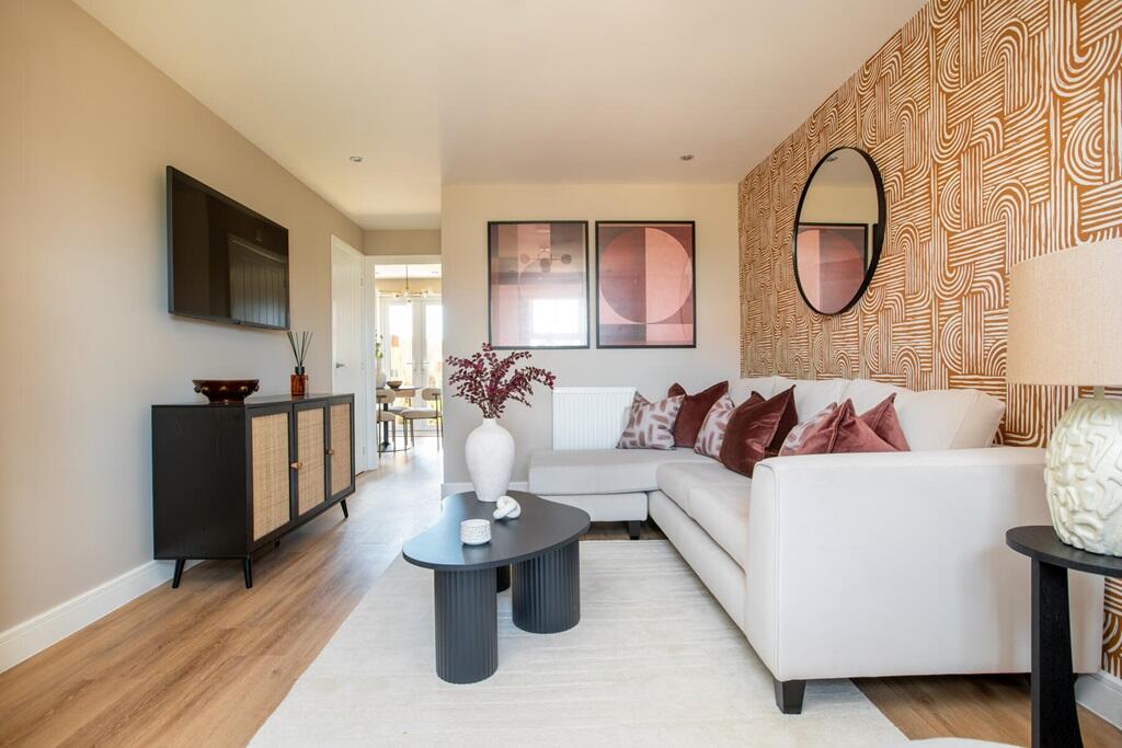 House in East Cambridgeshire, Orchards Green, Ely - More