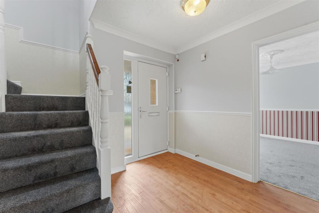 House in Kettering, Leisure Village - View 5