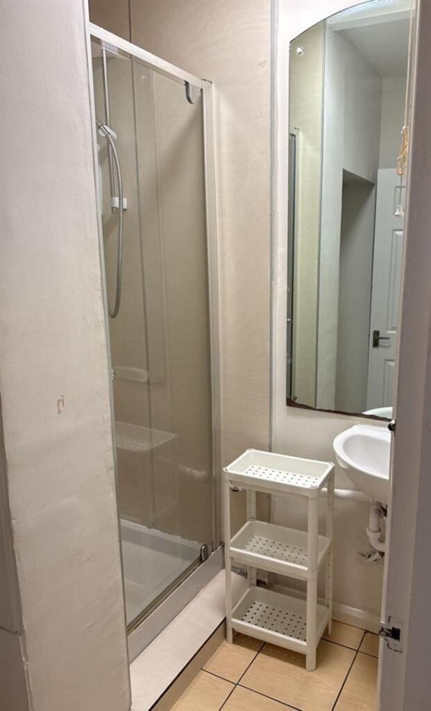 Apartment in Sheffield - More