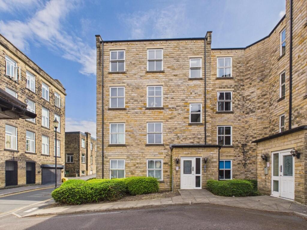 Main image of property: Navigation Quay, Britannia Wharf, Bingley