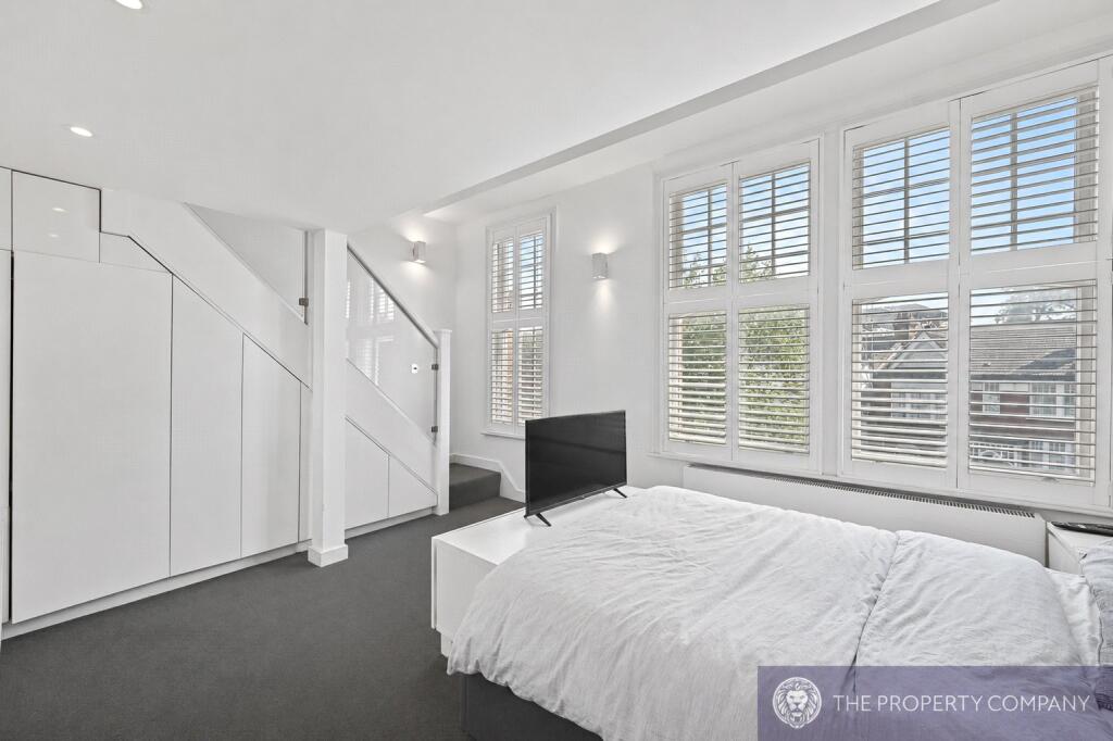 Apartment in London - More
