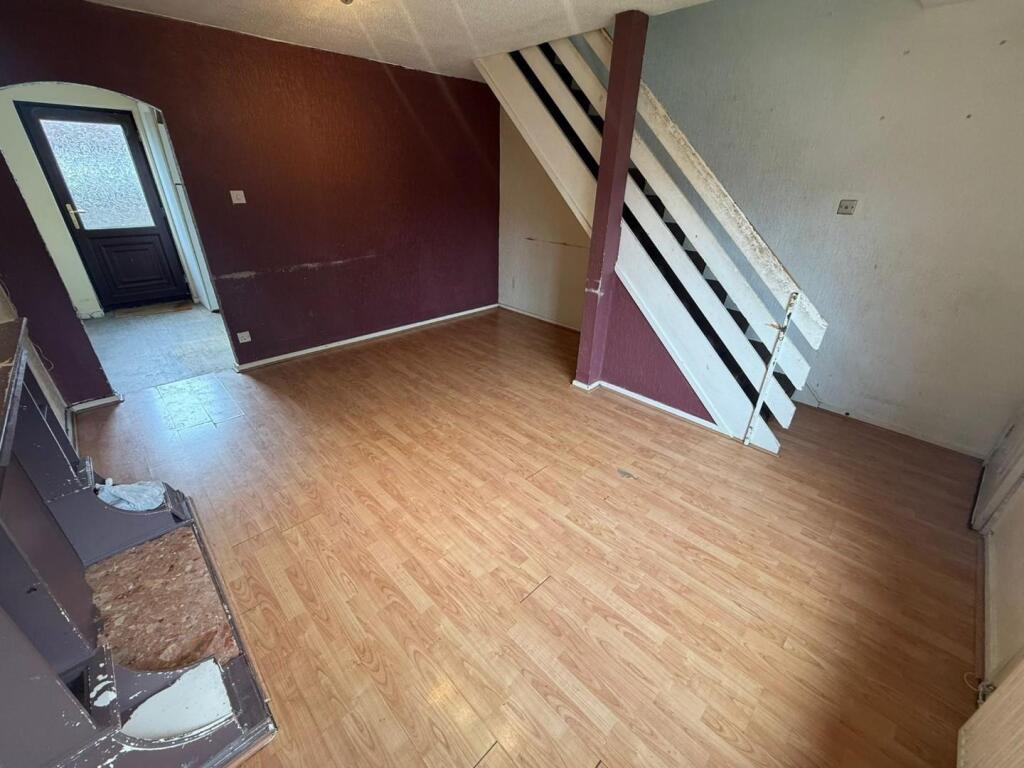 House in Oldham - View 4