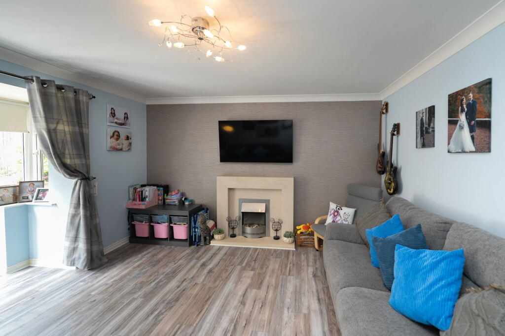House in Kilmarnock, North Ayrshire - View 5