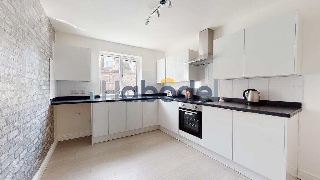 House in Doncaster - View 2