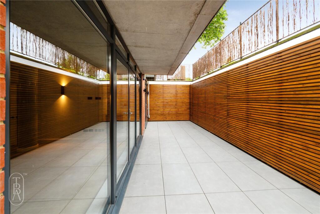 Apartment in London - View 2