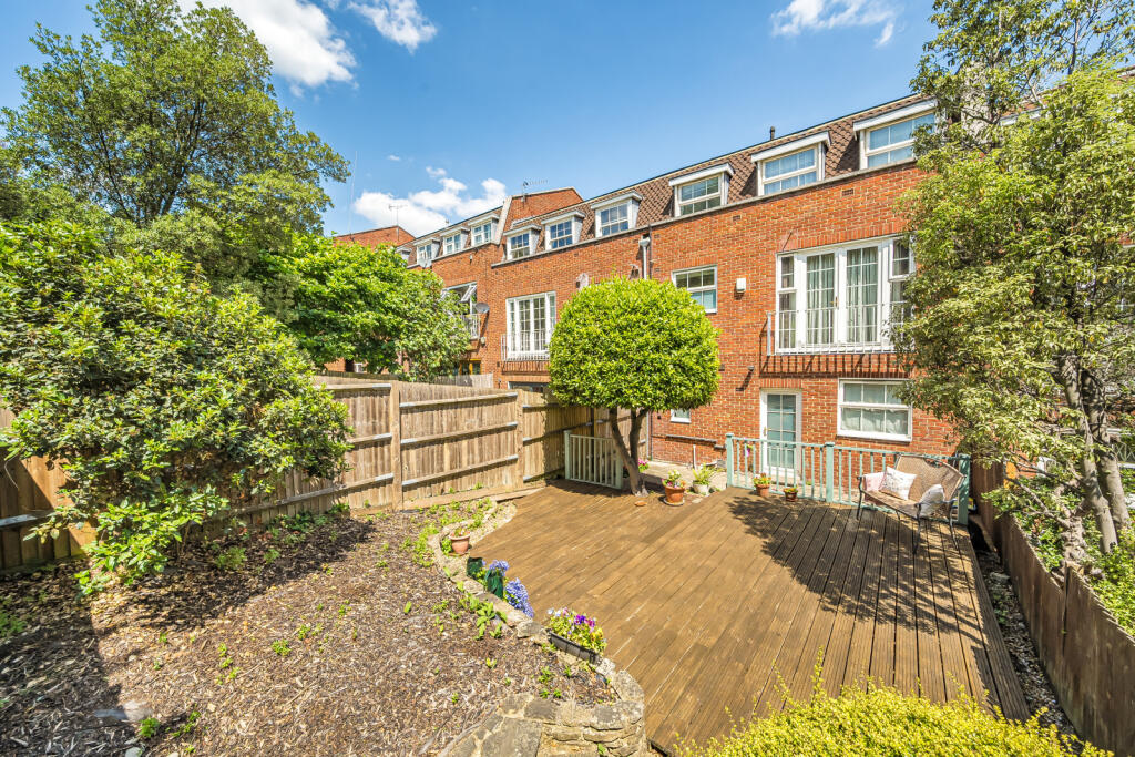 Main image of property: Leeward Gardens, Wimbledon, SW19