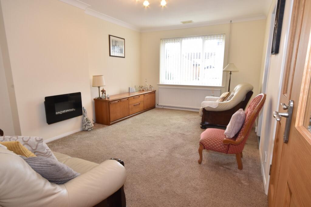Mayland Close, Heybridge photo 2
