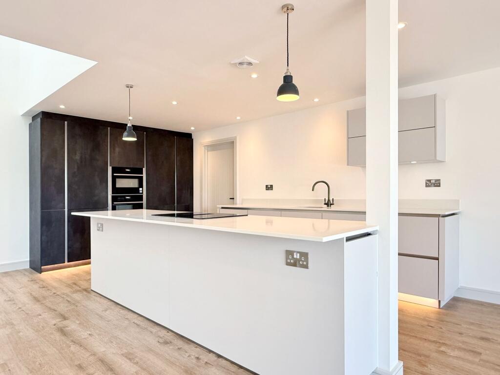 House in Faringdon, Great Faringdon - View 4