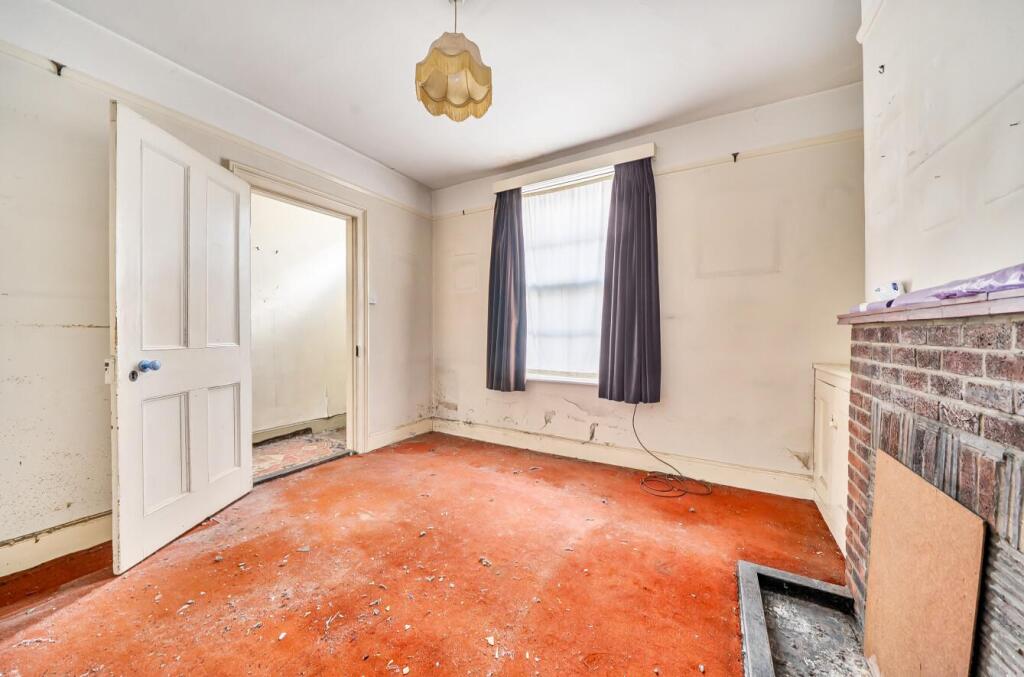 House in Canterbury, The King's Mile - View 3