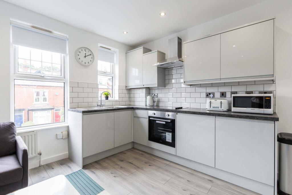 House in Leeds - View 3