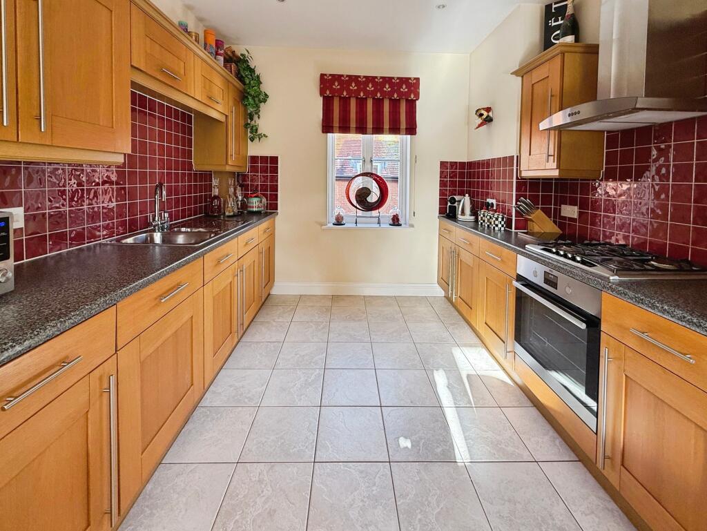 Additional image 4 of Devon Mead, Hatfield, AL10