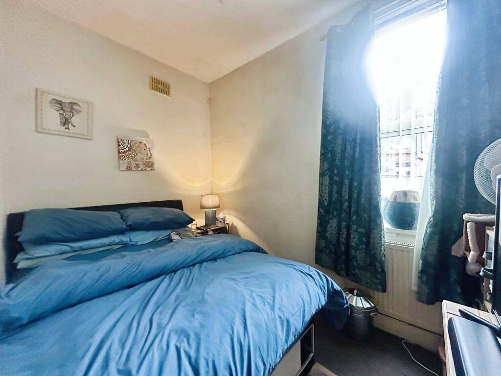 Apartment in Bury, Greater Manchester - View 4