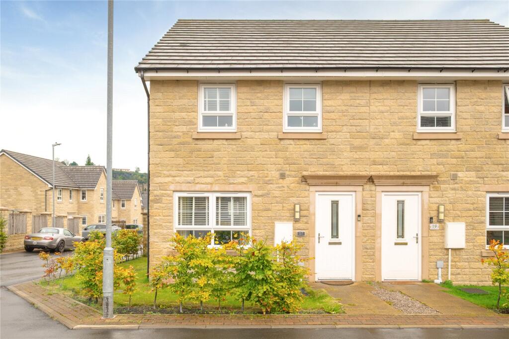 3-bed semi-detached on Weavers Avenue, Golcar, Huddersfield, HD7, £260,000