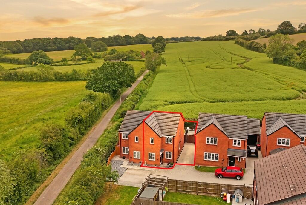 House in North Warwickshire, Polesworth CP - View 2