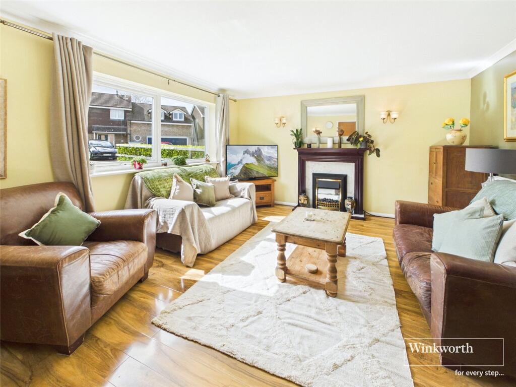 Greenacres, Woolton Hill, Newbury, Hampshire, RG20 photo 2
