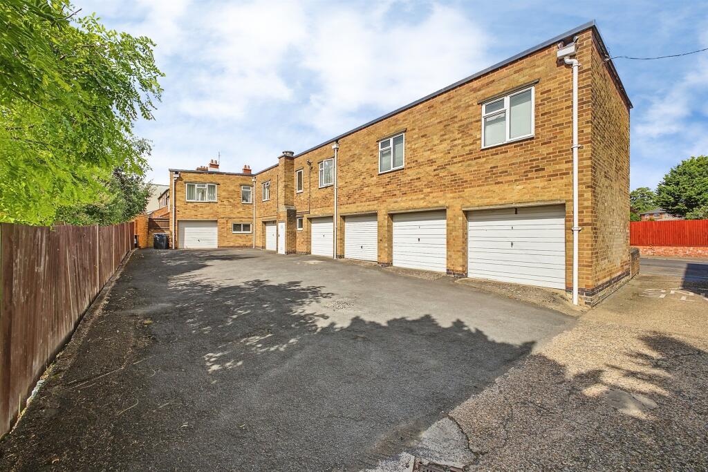 Main image of property: Wellingborough Road, Northampton