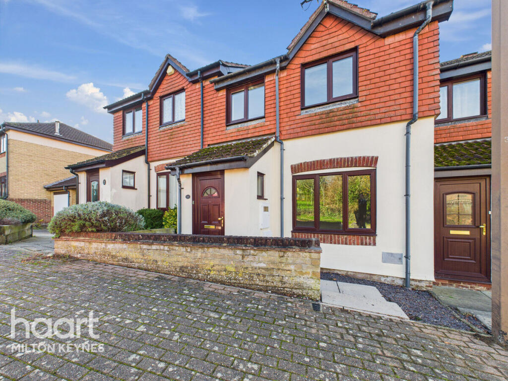 3-bed terraced on Shepperds Green, Milton Keynes, £325,000