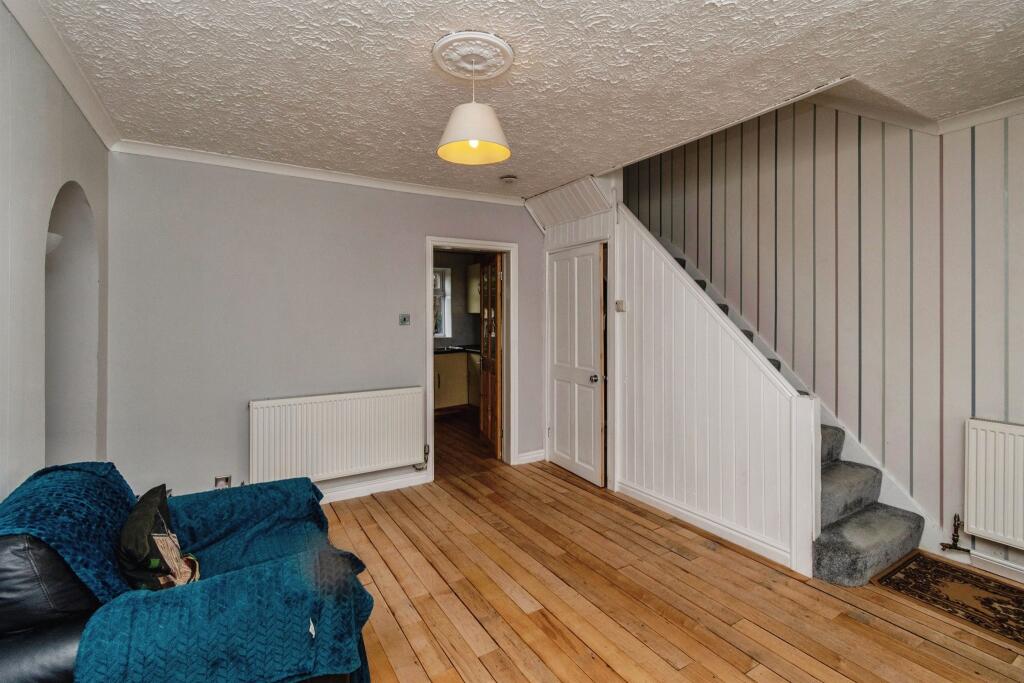House in Sandwell, West Midlands - View 4