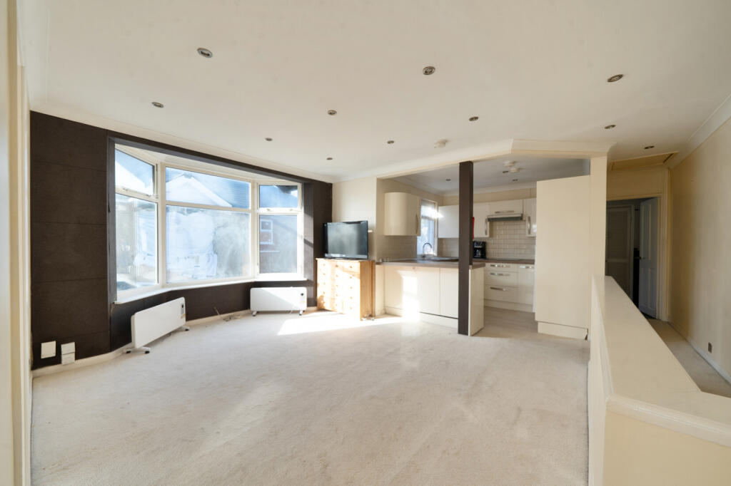 Apartment in High Wycombe, Sands - View 3