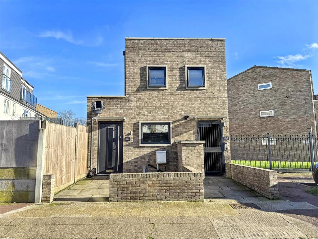 Main image of property: Chatsworth Road, London