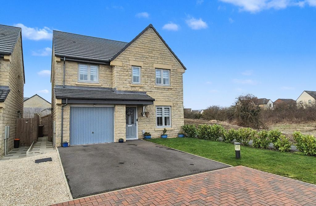 Waterfall Gardens, Clitheroe, BB7 2SE, Clitheroe